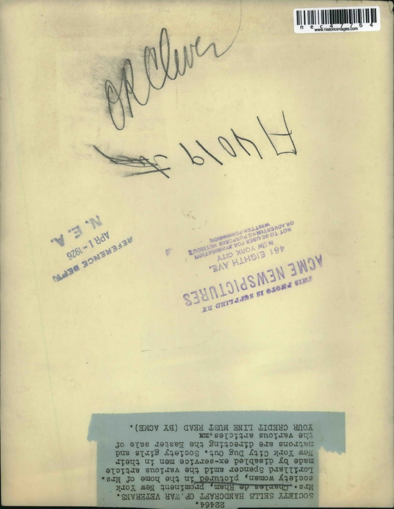 1926 Press Photo Society sells handcraft of war veterans.