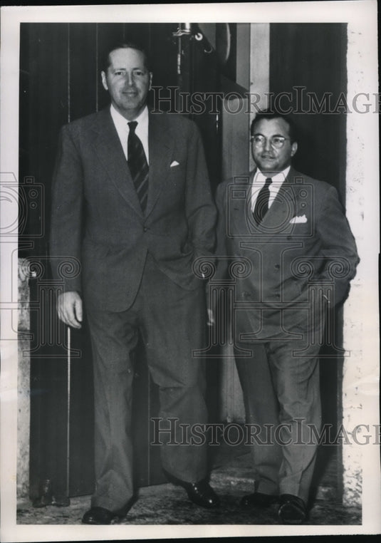 1950 Press Photo Humphrey W Toomay PAA Official & Dominick Maturo Attorney PAA