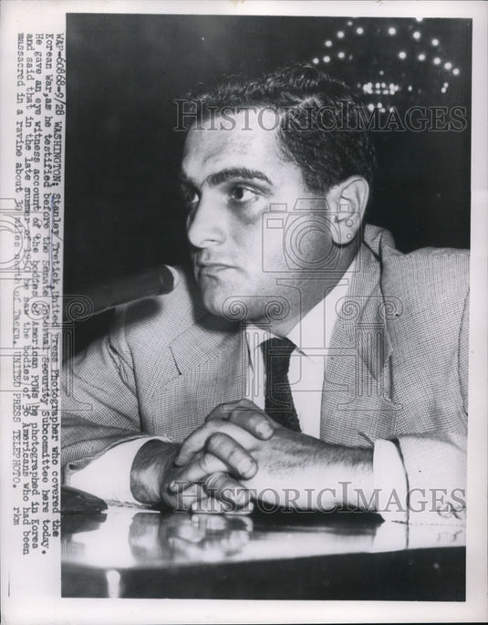 1954 Press Photo Stanley Tretick United Press Photographer of Korean War