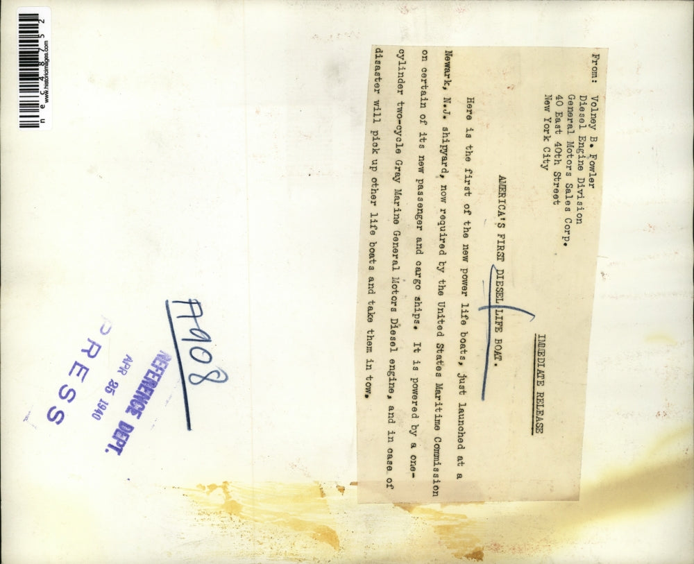 1940 Press Photo America's First Diesel Life Boat In Newark Shipyard