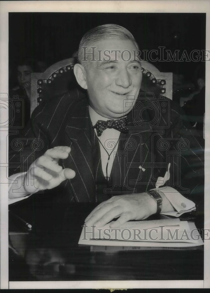 1941 Press Photo OPM Director William Knudson Testifies Before House