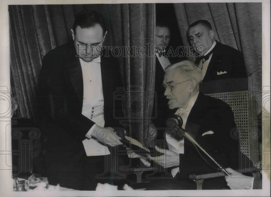 1934 Press Photo Marion Davies Clinic - nec47550