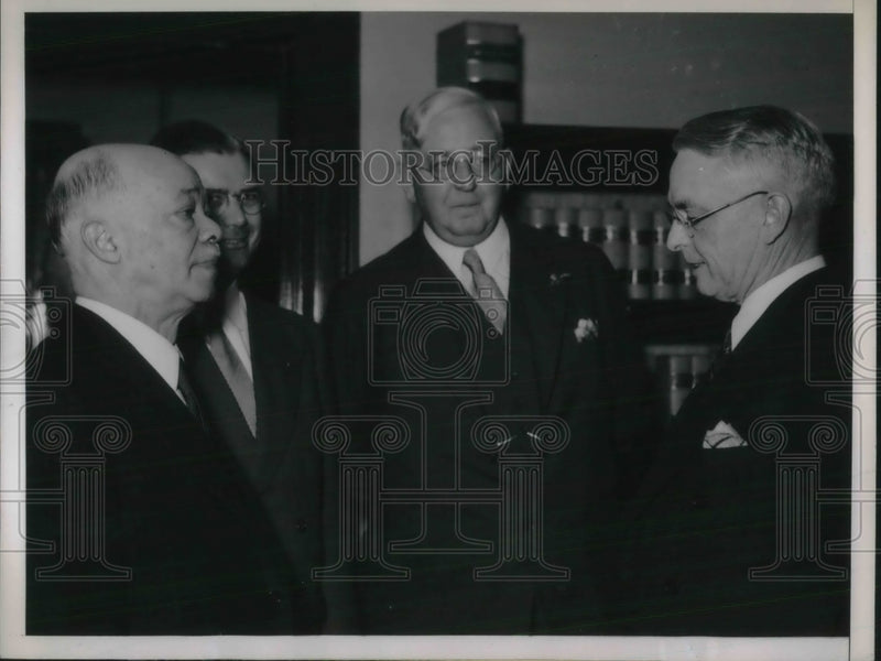 Load image into Gallery viewer, 1936 Press Photo Judge Raglan Tuttle Dr Boyd Dr tillman
