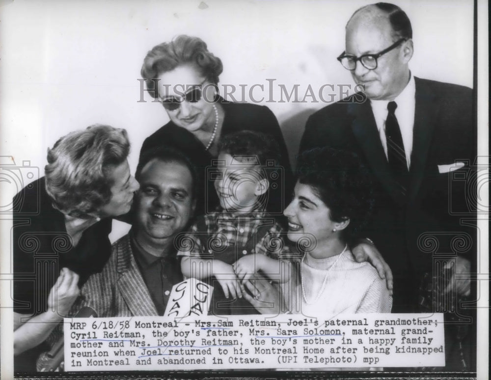 1958 Press Photo Joel Reitman Returns To Family In Montreal After Kidnapping