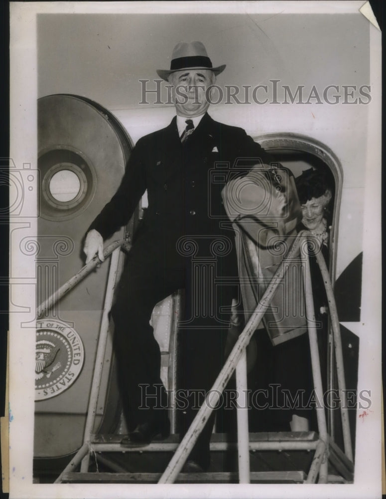 1946 Press Photo US Secretary Of State James Byrne In Paris FOr WWII Peace Talks- Historic Images