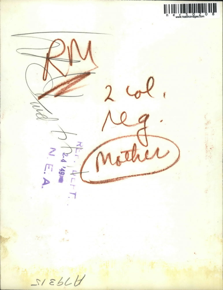 1949 Press Photo LA, Calif. Mrs Georgette Bruxks & son at her arrest