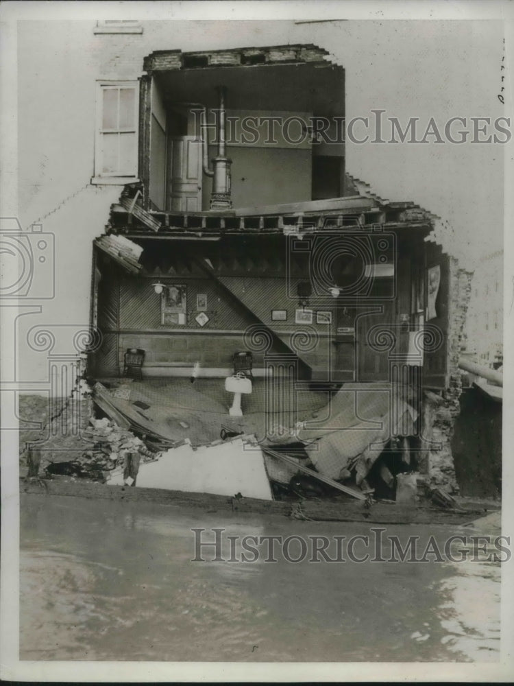 1934 Press Photo Residential House In Bridgeton Jersey Ripped Apart By Flood