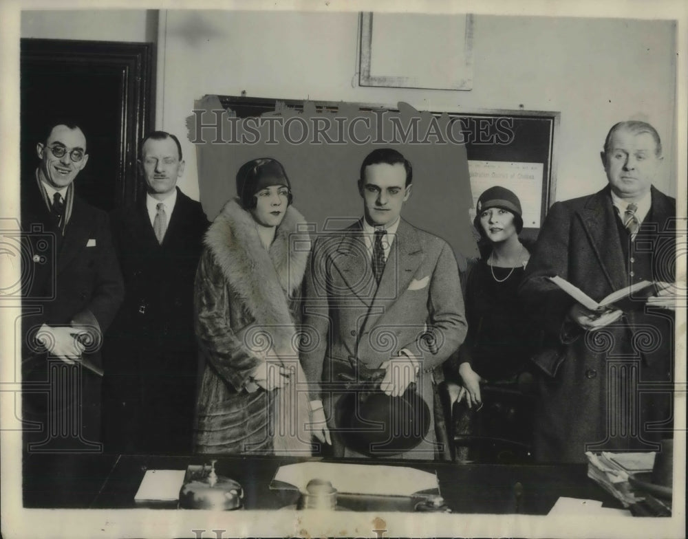 1928 Press Photo London, England Mrs L M Gould weds Roy Royston, actor- Historic Images