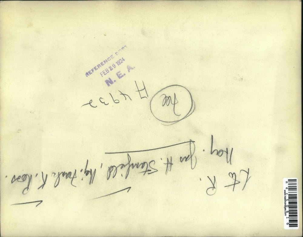 1924 Press Photo Jas H. Stanfield And Frank K. Ross Pose For Portrait On Bench