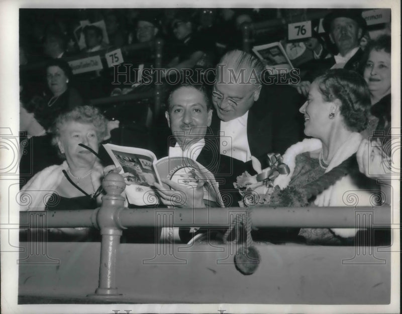 Load image into Gallery viewer, 1950 Press Photo 67th annual Horse Show in New York.
