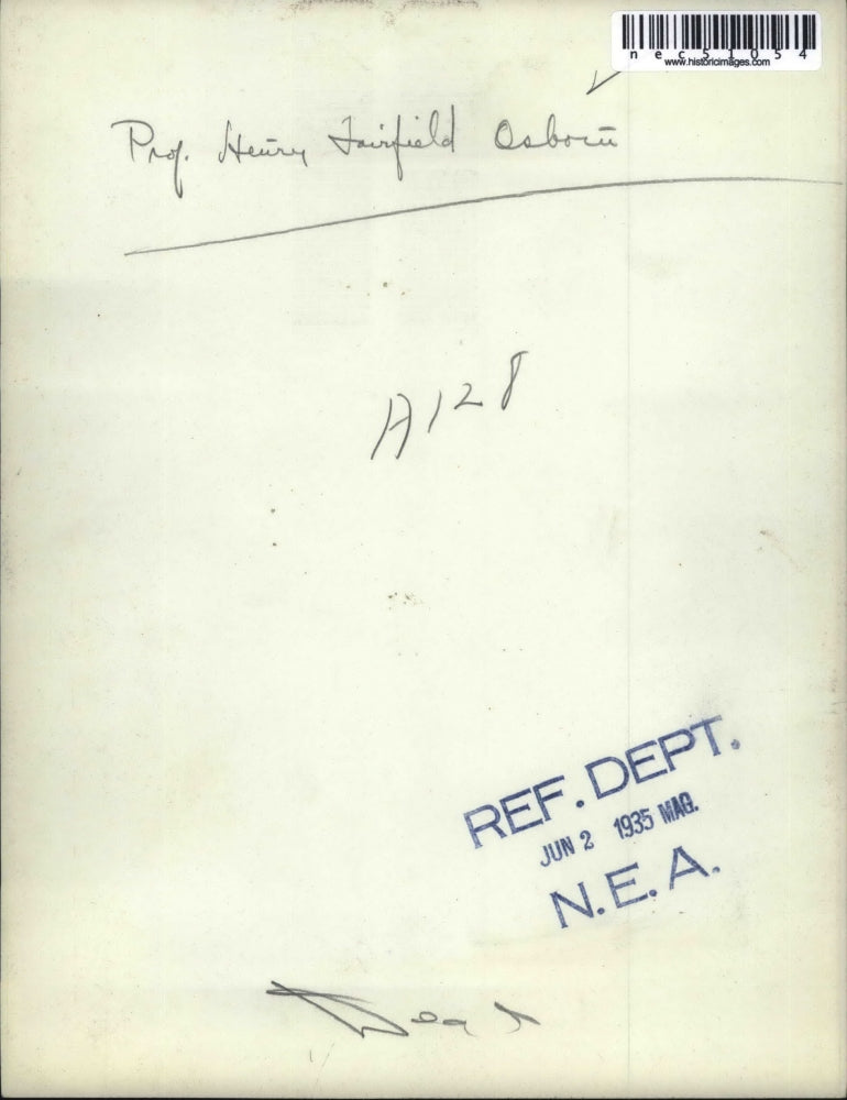 1935 Press Photo Prof. Henry Fairfield in the picture.