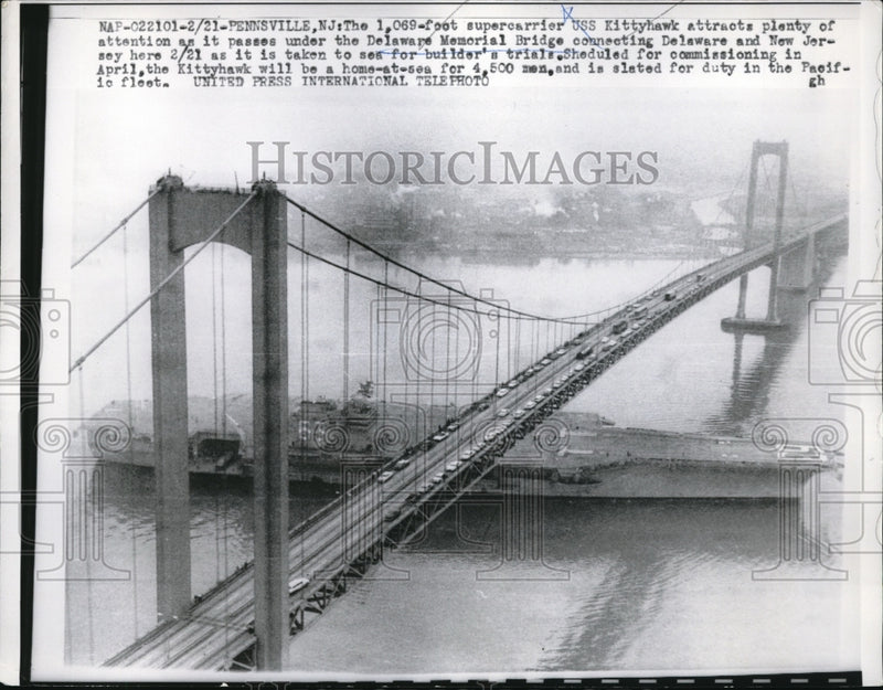 Load image into Gallery viewer, 1961 Press Photo Top view of a 1,069-foot bridge.
