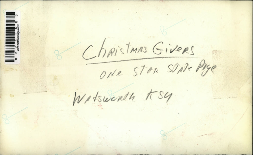 Press Photo Christmas Givers - nec51605