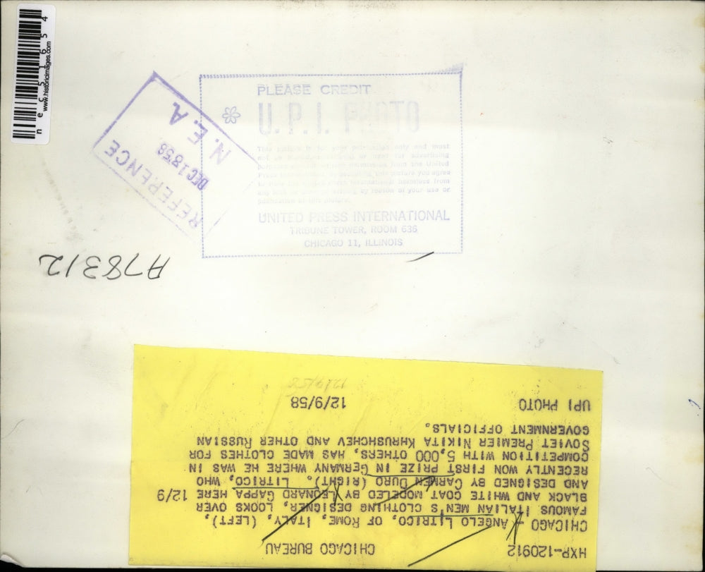 1958 Press Photo Designers Angelo Litrico & Carmen Duro with Model Leonard Gappa