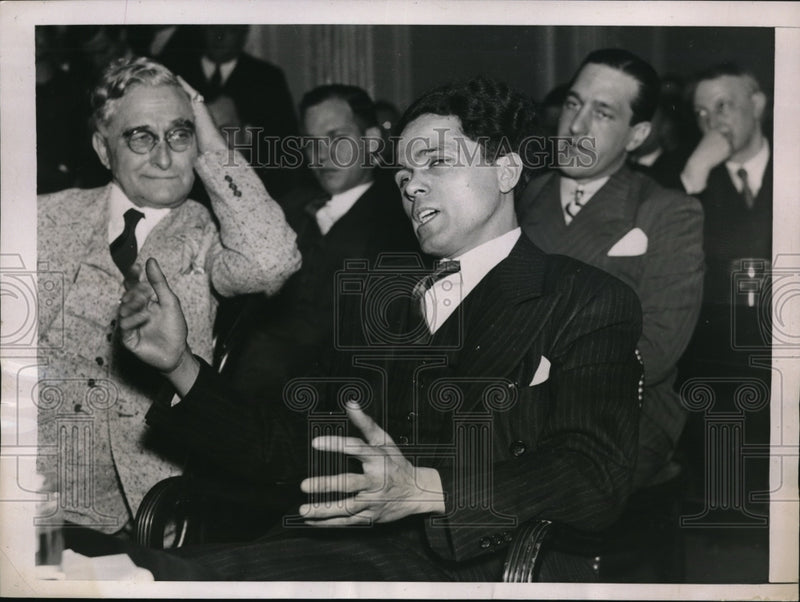 Load image into Gallery viewer, 1937 Press Photo Virgil Mezza Testifies Before Senate Civil Liberties Panel
