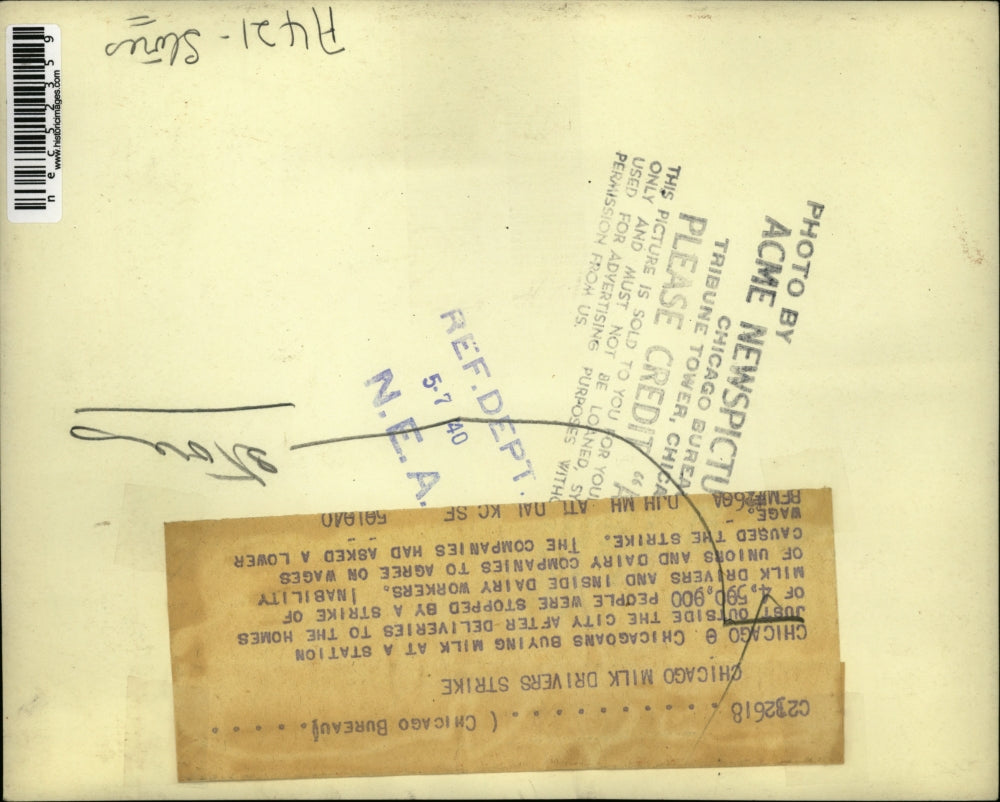 1940 Press Photo Chicago Milk Drivers Go On Strike