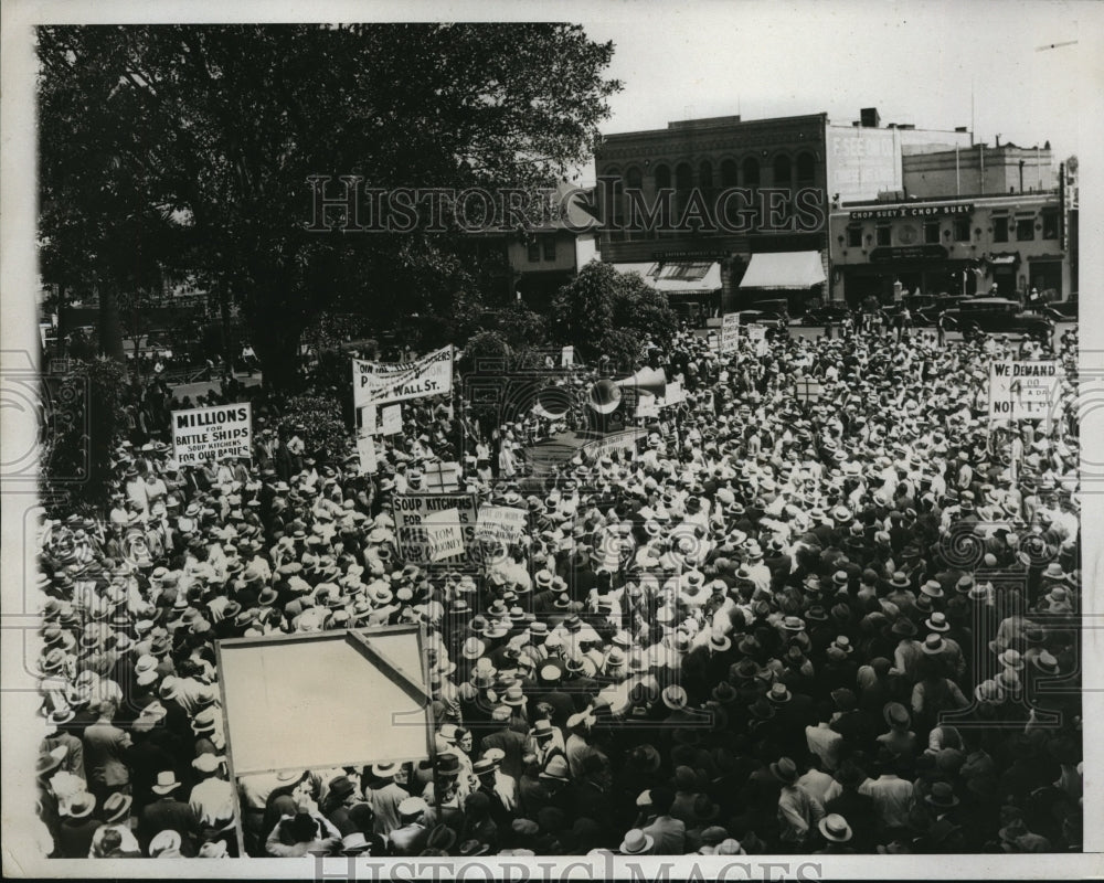 1933 Press Photo Los Angeles Striking Workers War Effort