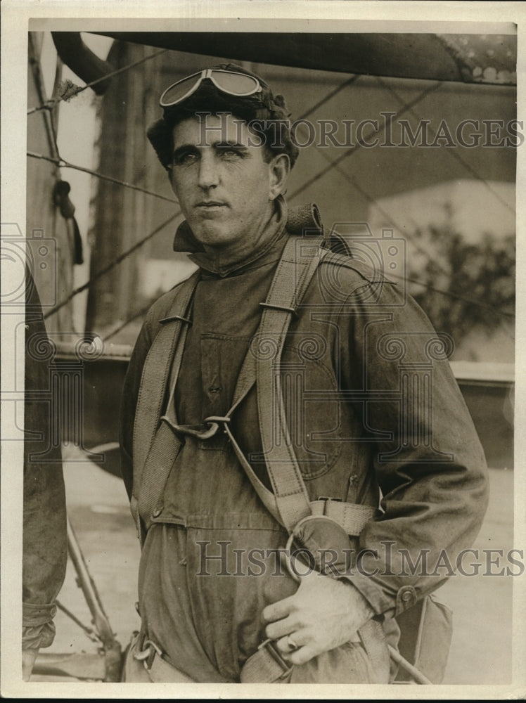 1925 Press Photo PM Donough Alaskan Boat Worker- Historic Images