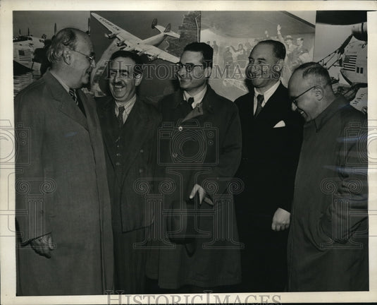 1942 Press Photo Turkish Newsmen Visit U.S.: Hussein Yalcin, Ahmet Emin
