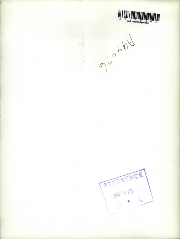 1963 Press Photo Old Russian Peter Yricruk Holds Citizenship Certificate