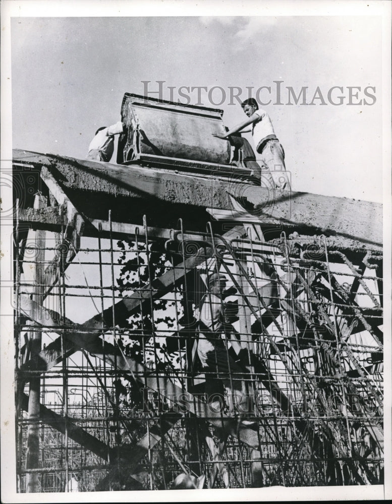 Load image into Gallery viewer, 1946 Press Photo Concrete Construction Of Steel Plant In Volta Bedonda Brazil

