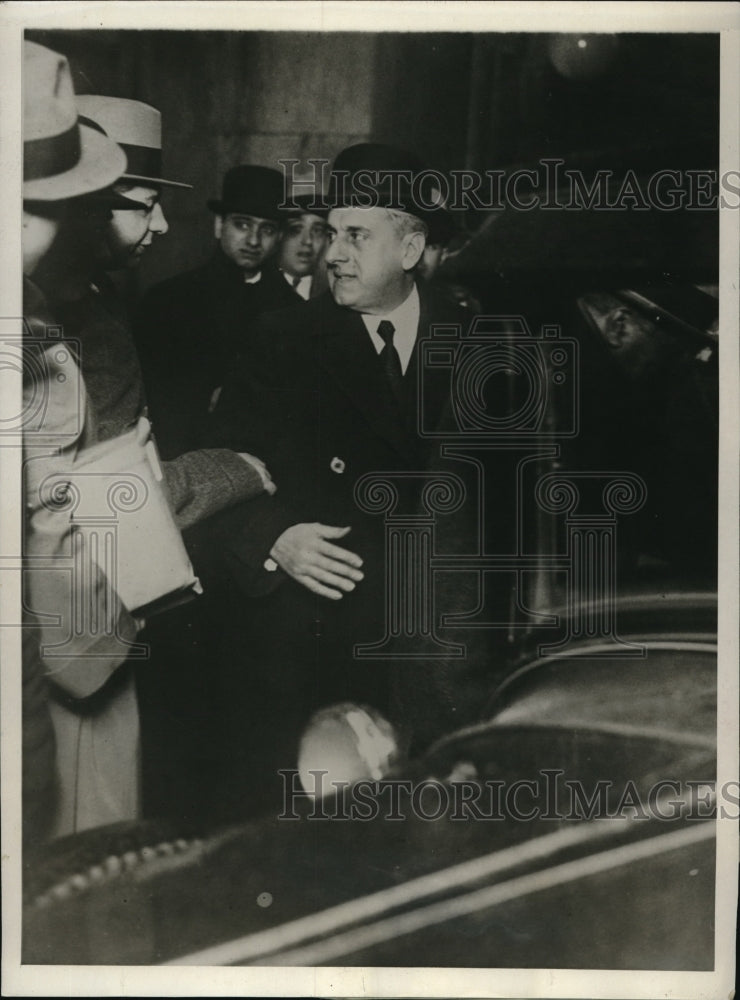 1930 Press Photo Magistrate Albert Vitale defends his judicial conduct
