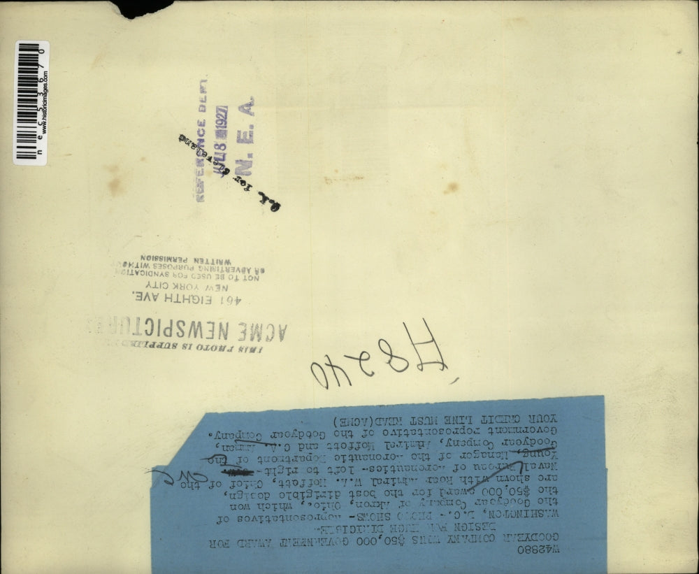 1927 Press Photo 3 people who won the $50,000 award.