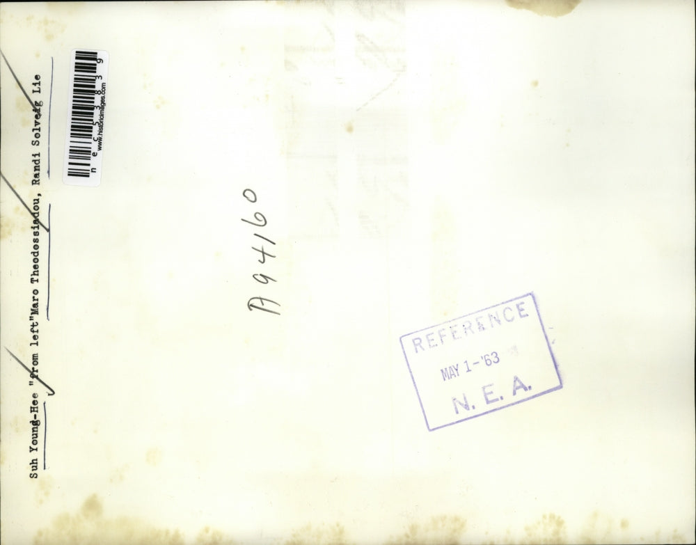 1963 Press Photo Suh Young-Hee, Maro Theodessiadou, and Randi Selveig Lie