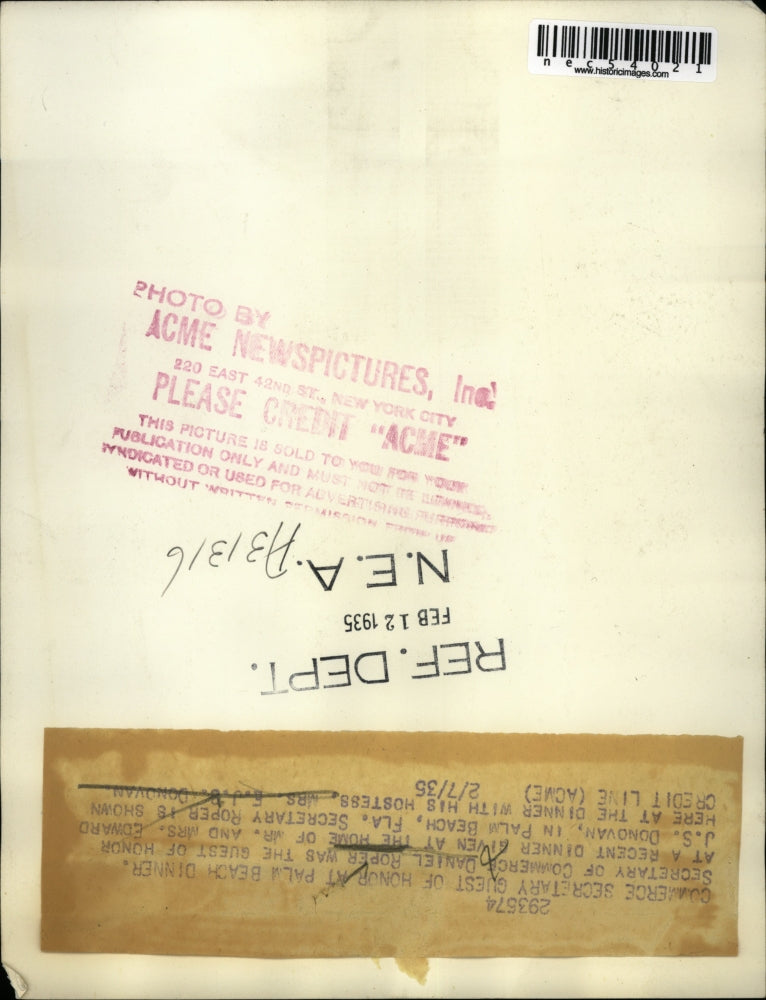 1935 Press Photo Sec. of Commerce Daniel Roper with Mrs. E.J. Donovan