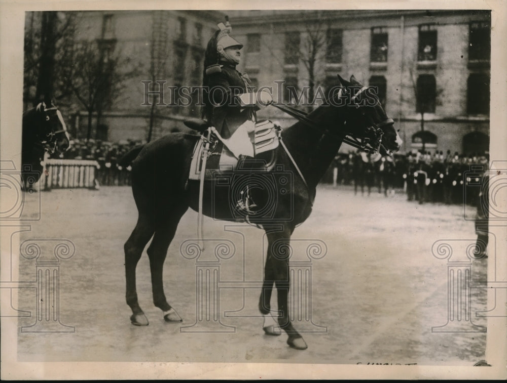 1928 Press Photo Colonel Moinier, Republican Guard of Paris