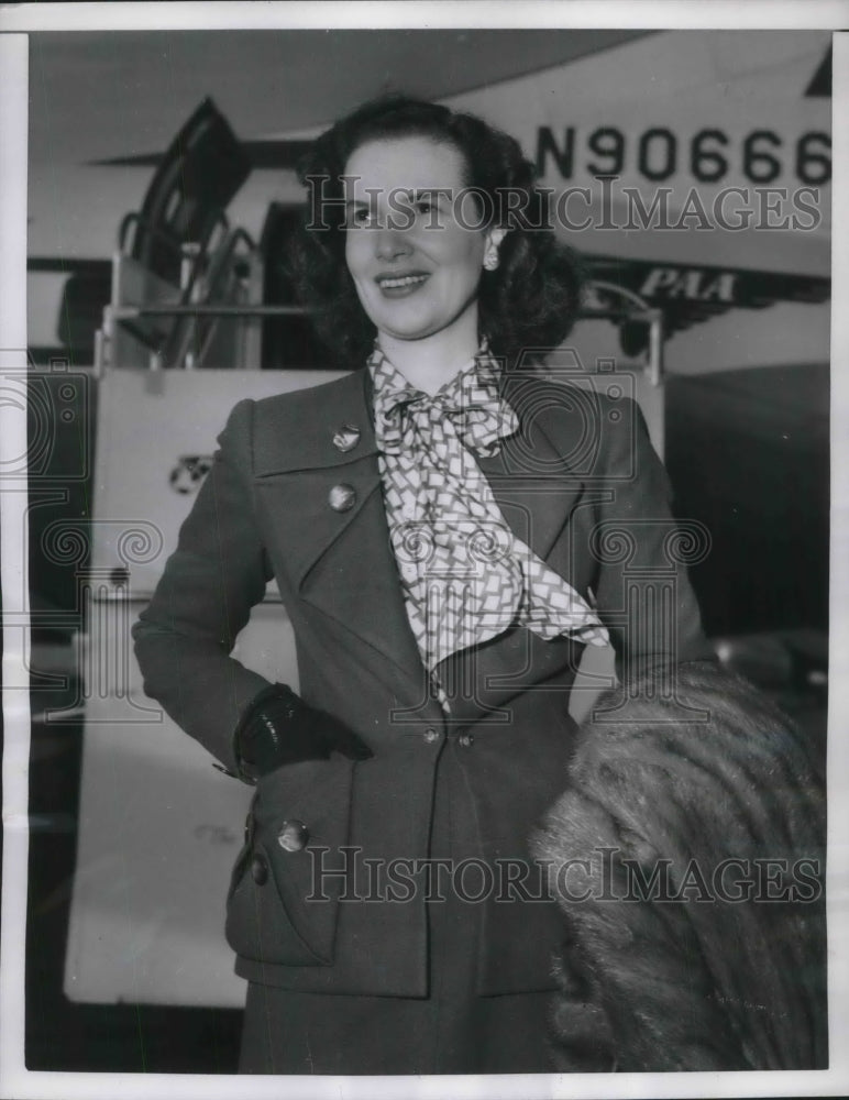 1952 Press Photo Nancy Oakes to wed She is the daughter of Lady Oakes and the