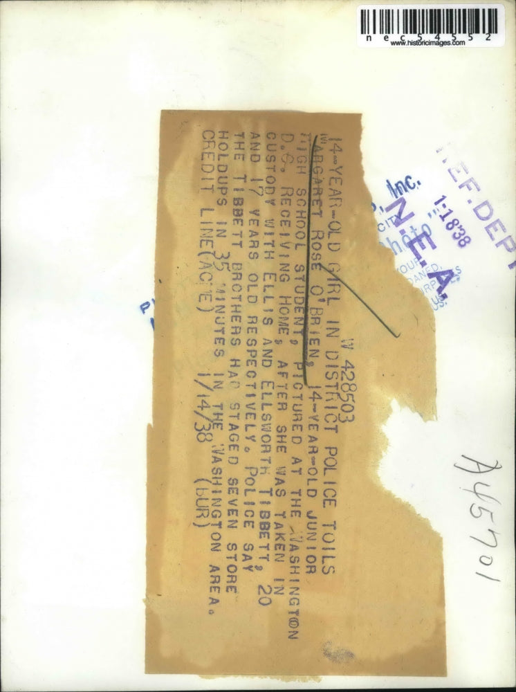 Load image into Gallery viewer, 1938 Press Photo Margaret Rose O'Brien at Age 14 Held in Custody in Hold up
