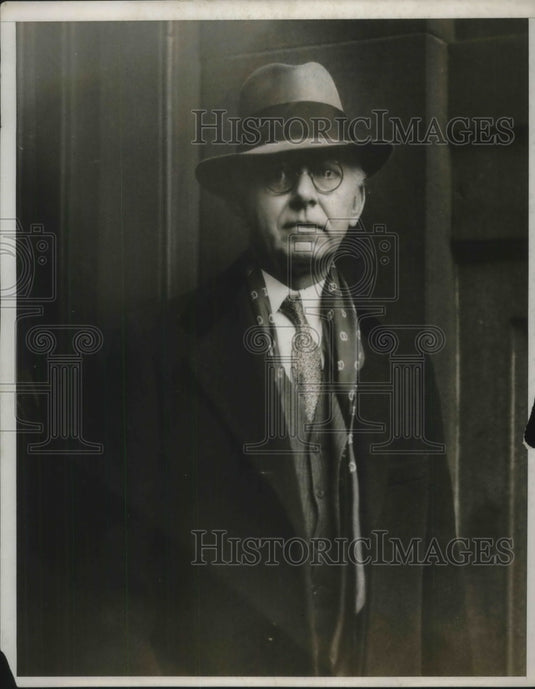 1932 Press Photo Garland B. Overton, Juror