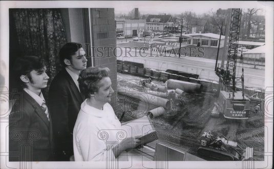 Press Photo Dale Banas, Joseph Dobos, Sister Mary Damien, Cleveland Clinic