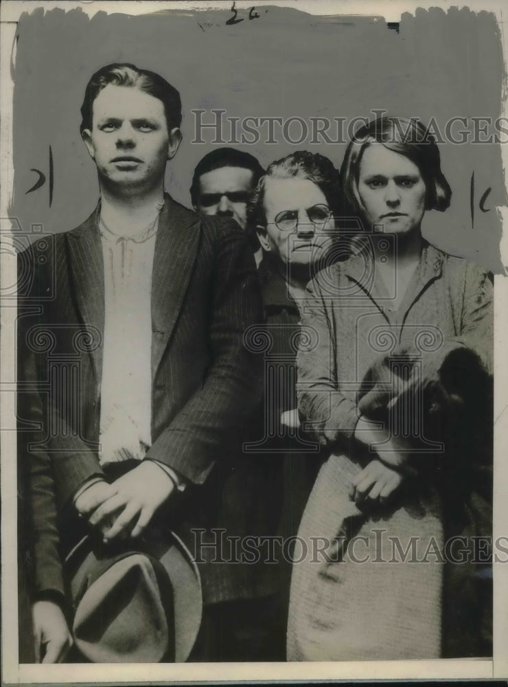 1926 Press Photo Julia Phillips &amp; husband Theodore sentenced to jail