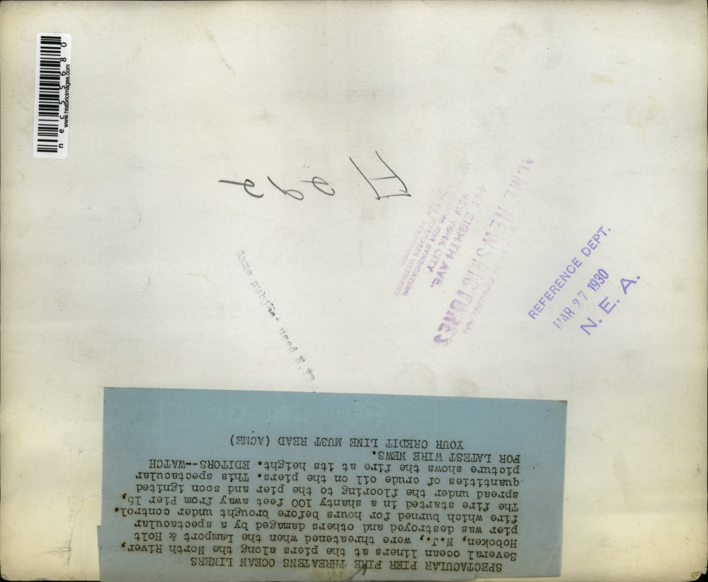 1930 Press Photo Fire Destroys Lamport & Holt Pier, North River, New Jersey