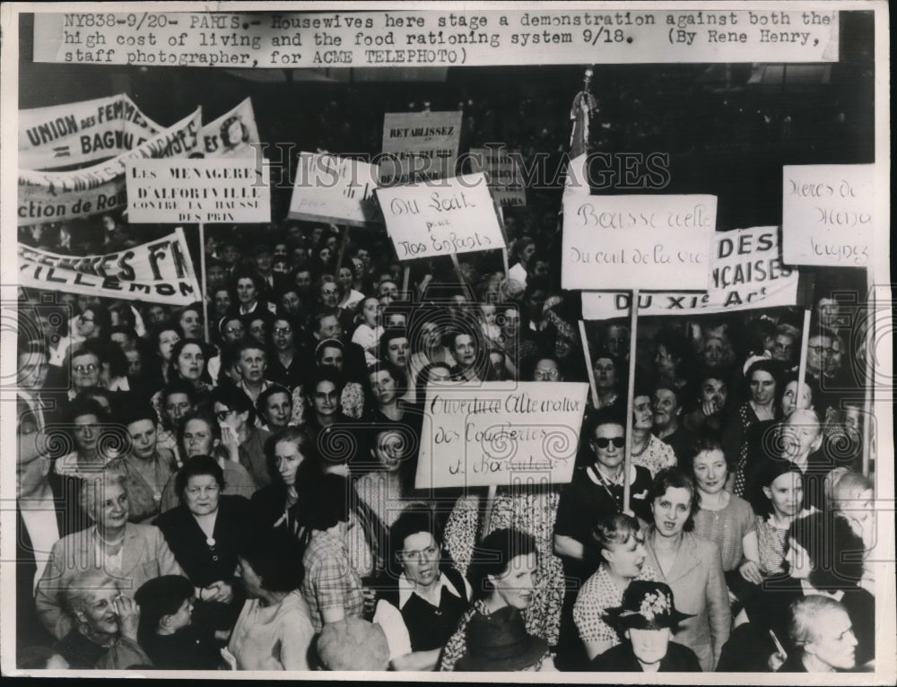 1947 Press Photo Housewives Demonstrate Against High Cost Living in Paris