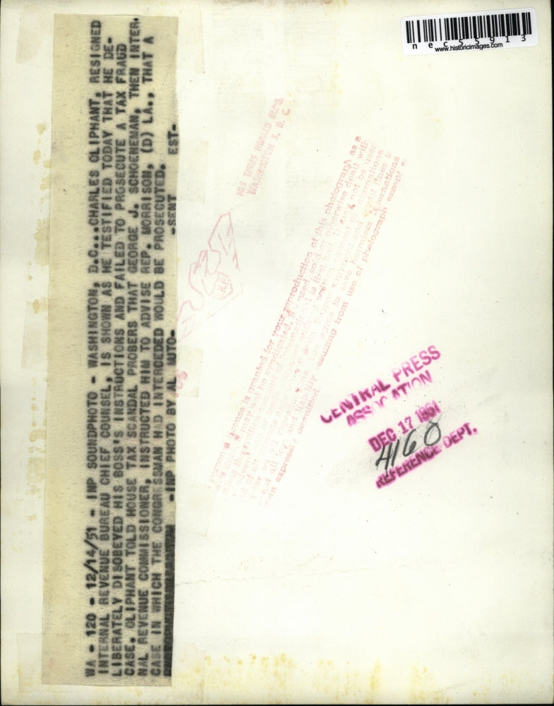 1961 Press Photo Charles Oliphant resigns as chief counsel of the IRS His boss