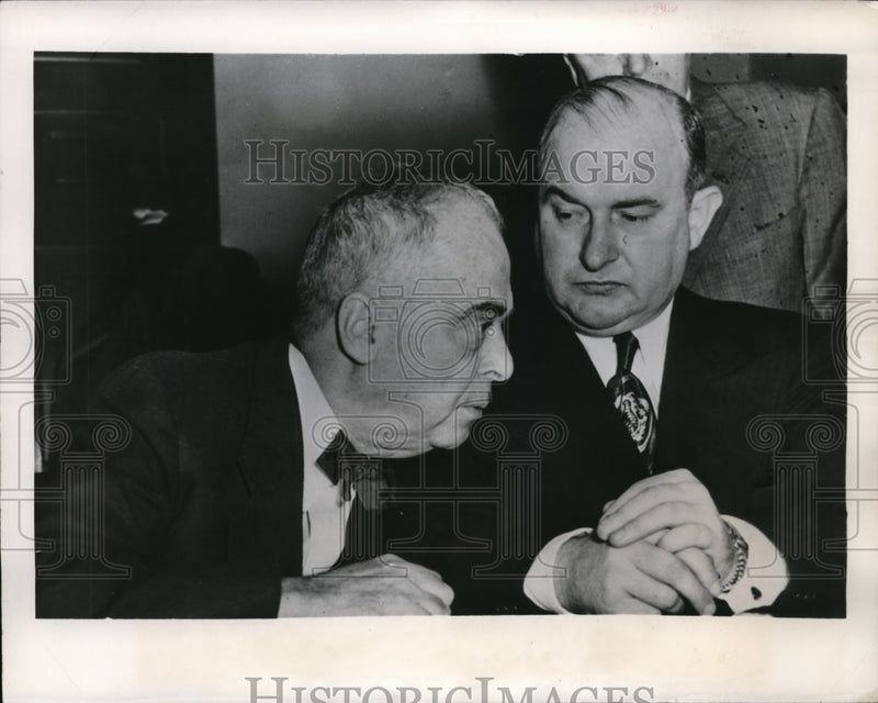 Load image into Gallery viewer, 1949 Press Photo Philadelphia Mayor Samuel with Union Leader Michael Quill
