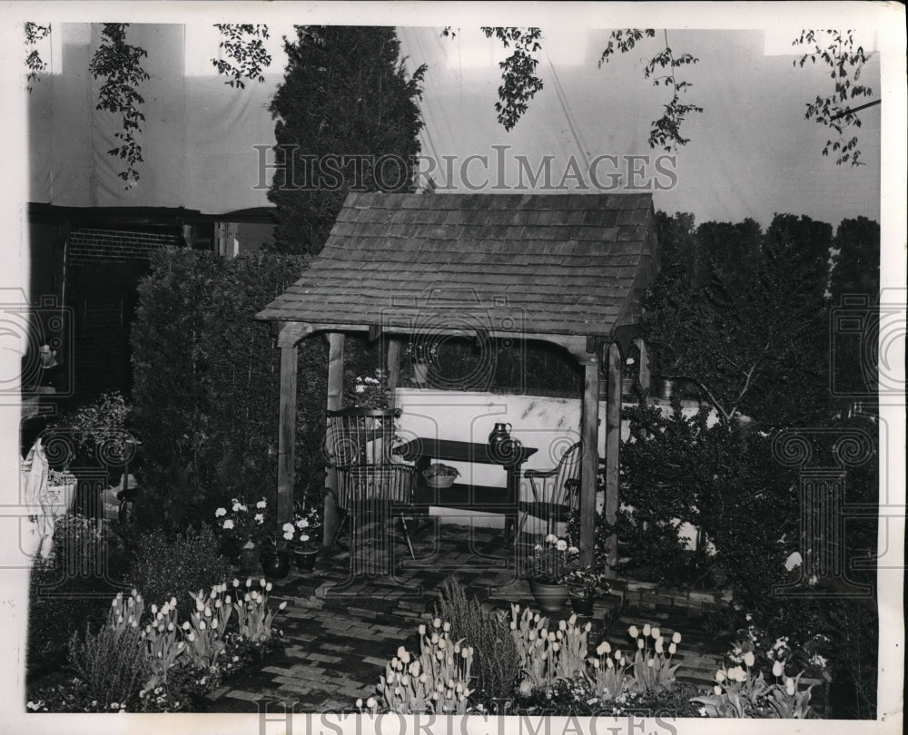 1940 Press Photo Norristown Garden Club Exhibit