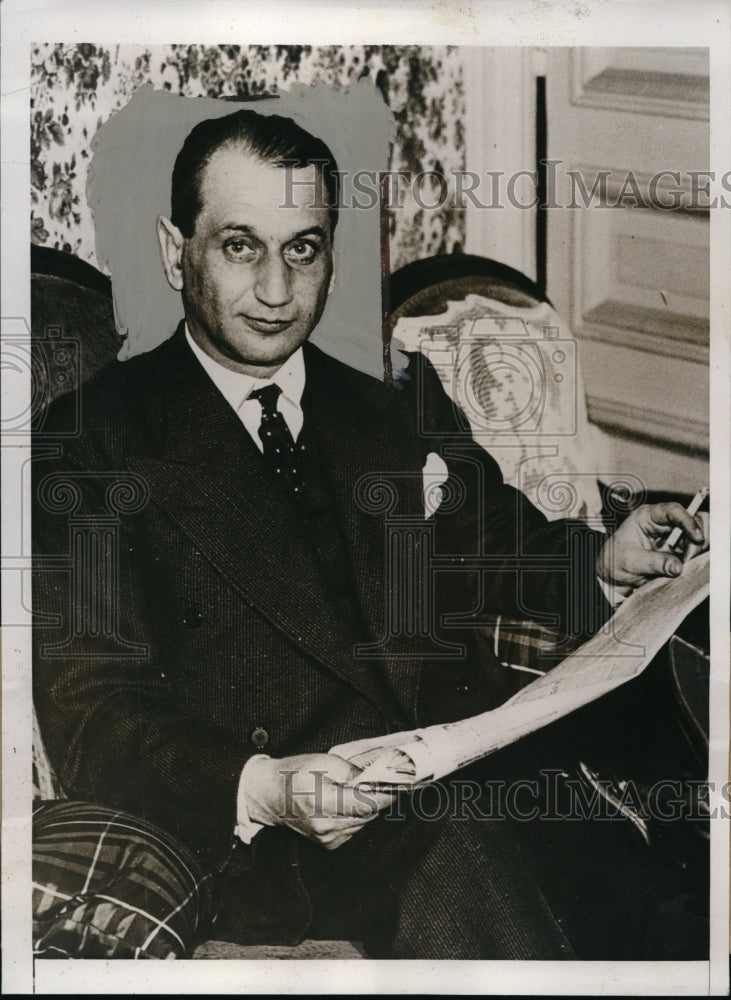 1935 Press Photo Leopold Schwartzchild WWII German News Editor Refugee In Paris- Historic Images