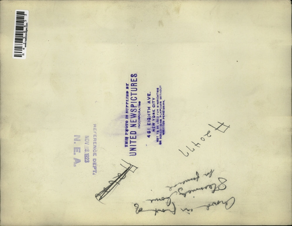 1923 Press Photo Crowd in Front of Famous Home - nec56453