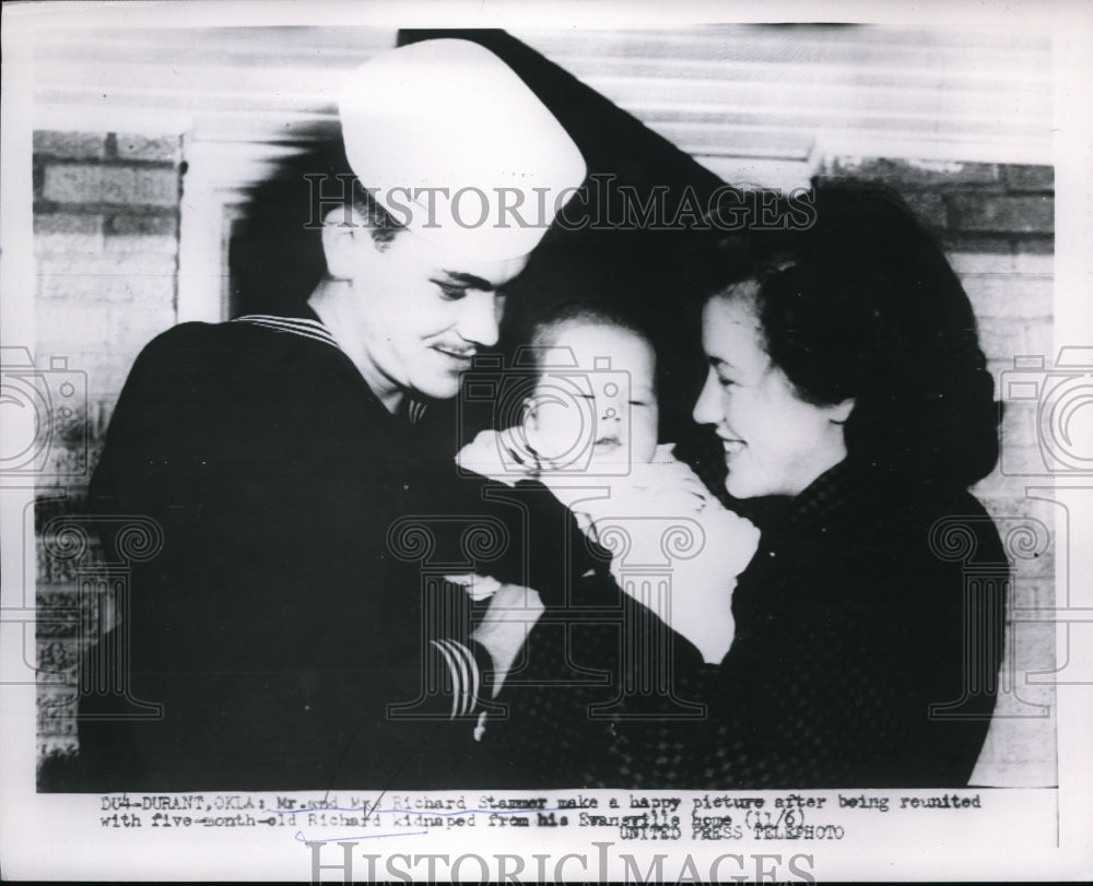 1953 Press Photo Richard Stammer, reunited with parents after being kidnapped