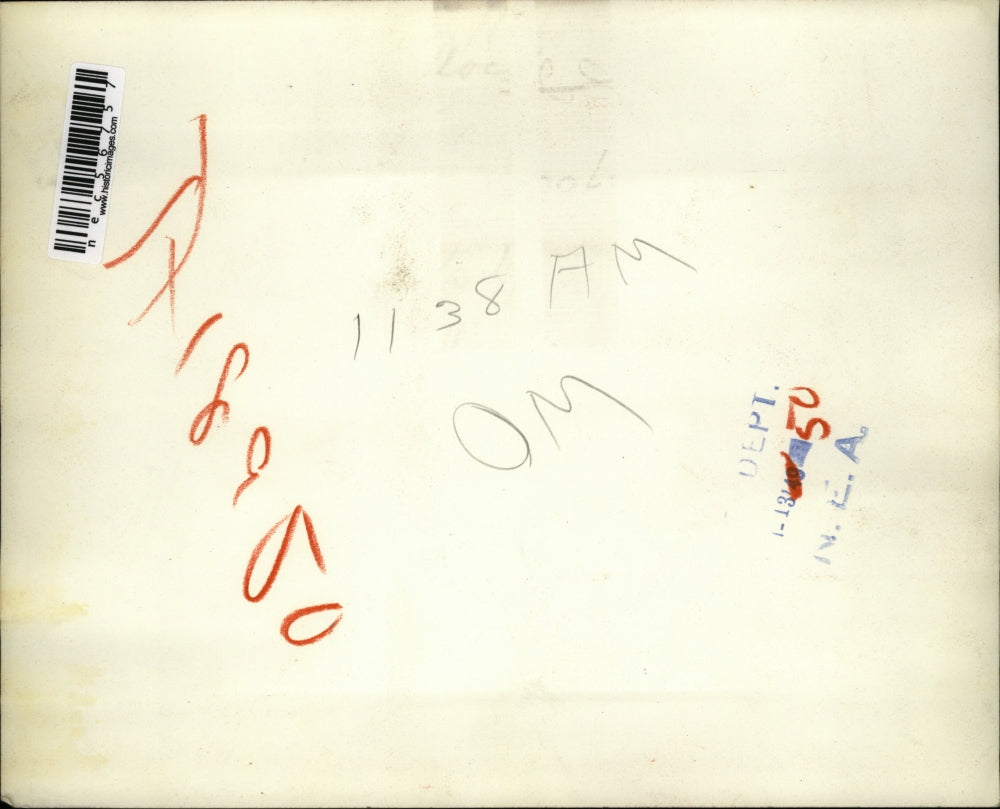 1929 Press Photo Berndt Voight opens packages assisted by his mother Mrs Frasier