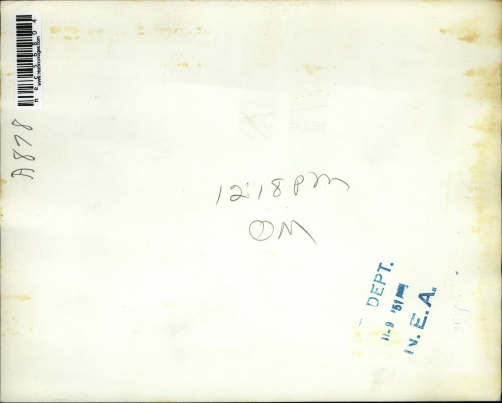 1951 Press Photo Janice Miller writing on car after a Minneapolis snow storm