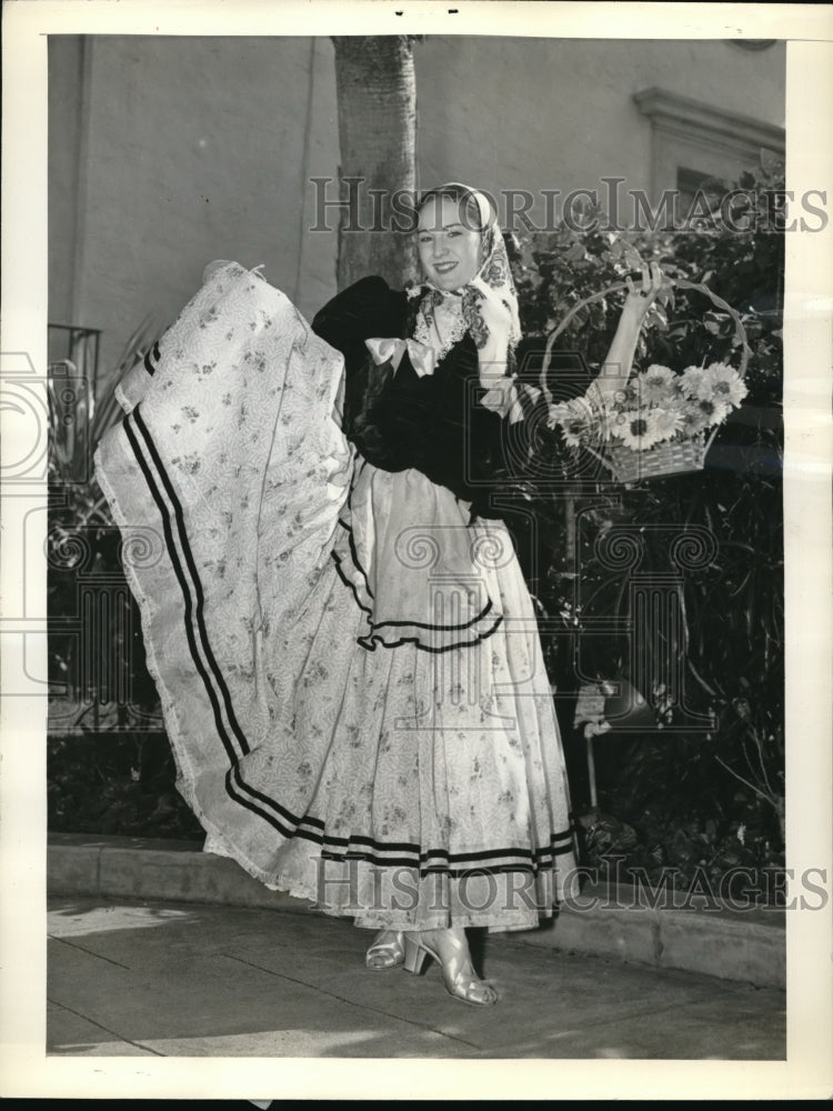 1938 Press Photo Pretty Teen Dancer Marissa Sweetheart Of Mexico At Palm Beach
