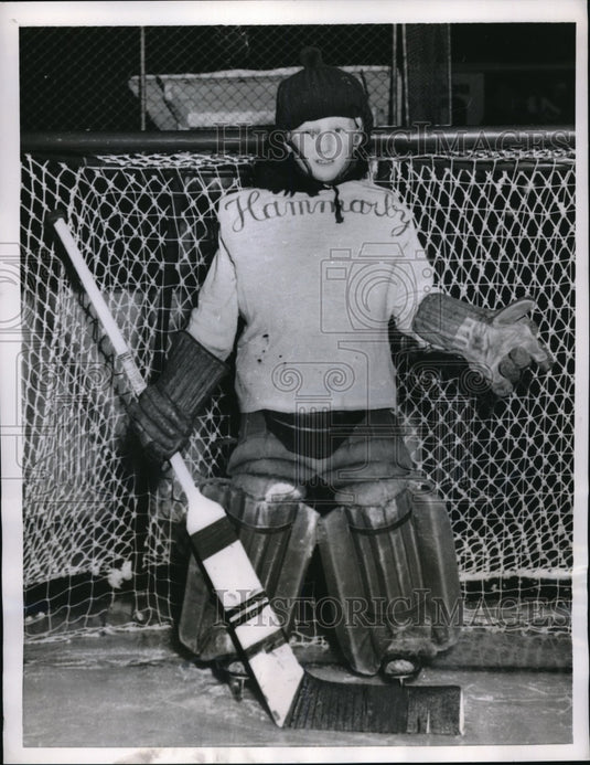 1956 Press Photo Young Stockholm Sweden Goalie Weighed Down With Equipment