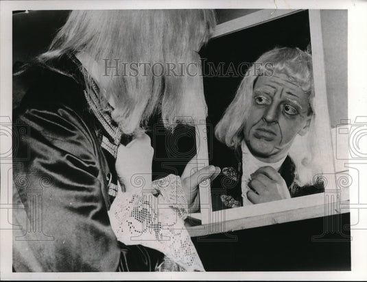 1938 Press Photo Rev. Dr. Sherman Skinner Rehearses For Presbyterian Play Philly