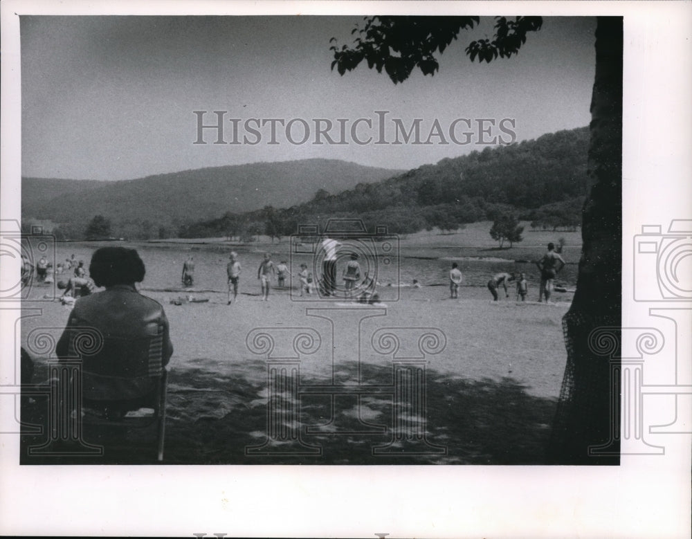 1962 Press Photo The Lake & sandy beach in the Red House sector of Allegamy