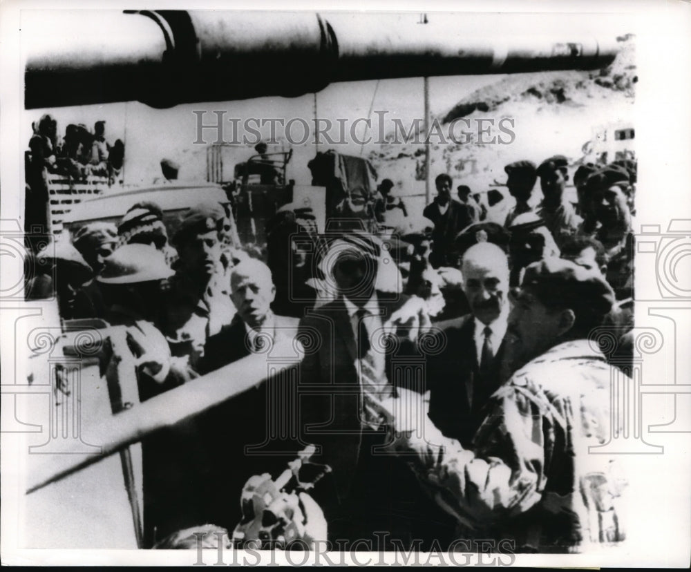 1968 Press Photo Jordanian government listens how Israeli forces attacked